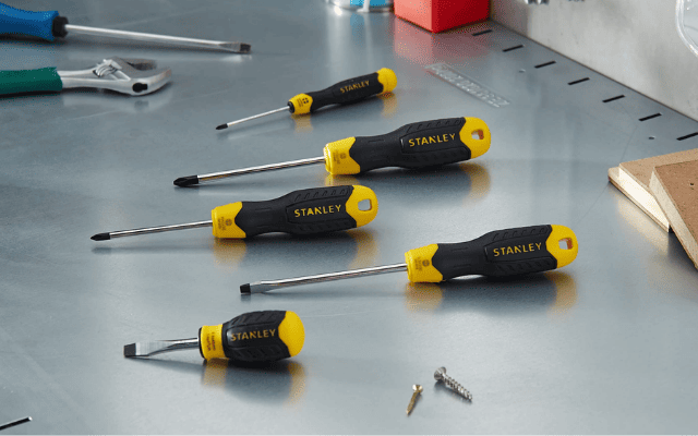 Screwdrivers and fastening tools