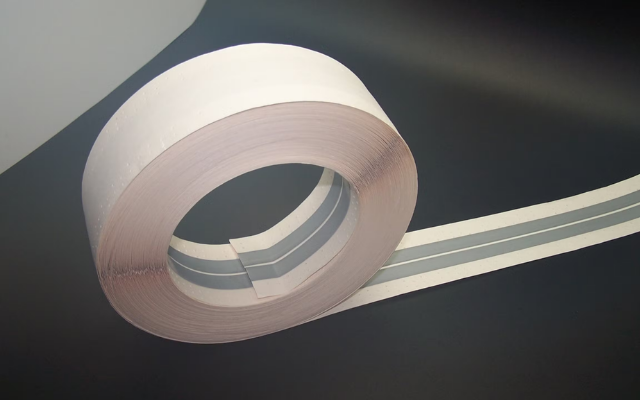 Line #126 Metal Corner Tapes Supplier in Dubai, UAE