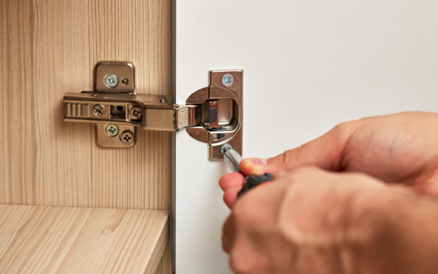 Line #176 Furniture and Cabinet Hardware Supplier in Dubai, UAE – Dani Trading
