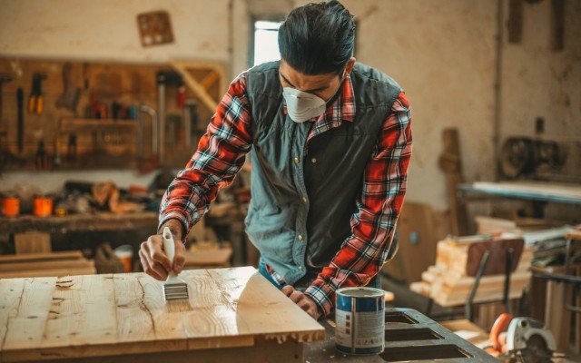Line #22 – Why Choose Dani Trading for Wood Paints