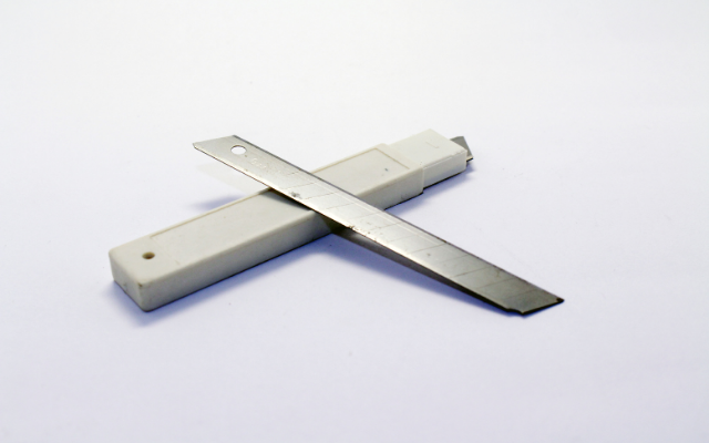 Line #221 Key Highlights Knifes & Blades Supplier in Dubai, UAE – Dani Trading